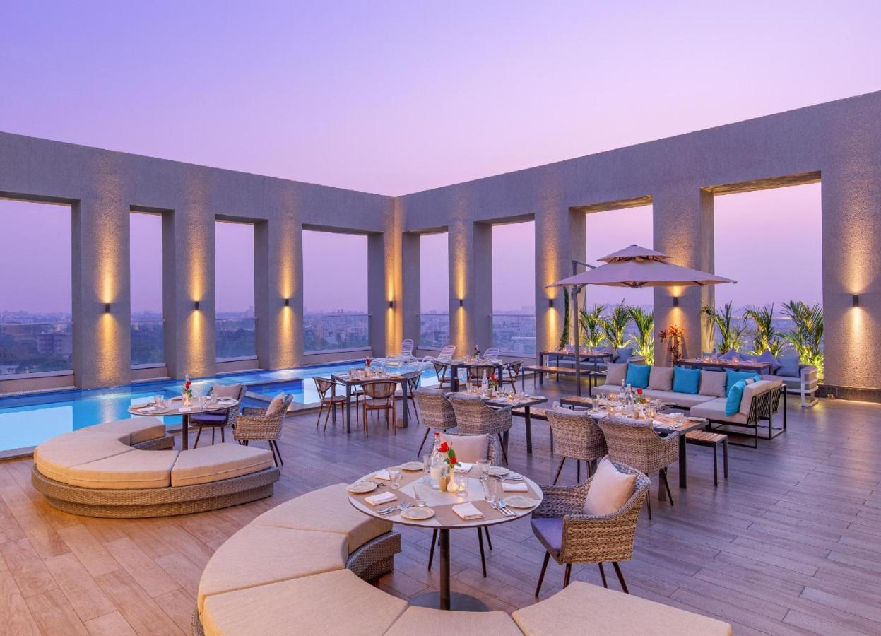 Bellevue Sarovar Premiere Junagadh Dış mekan fotoğraf