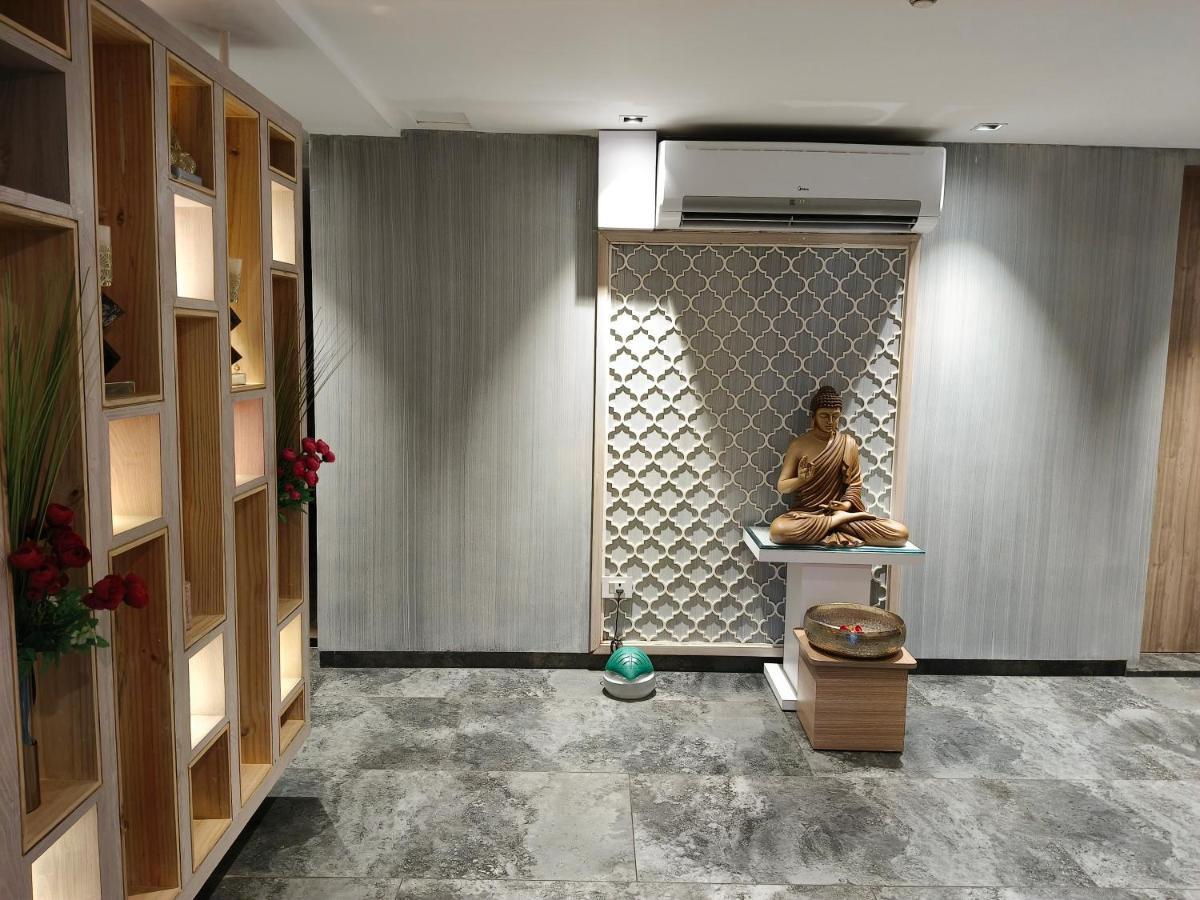 Bellevue Sarovar Premiere Junagadh Dış mekan fotoğraf