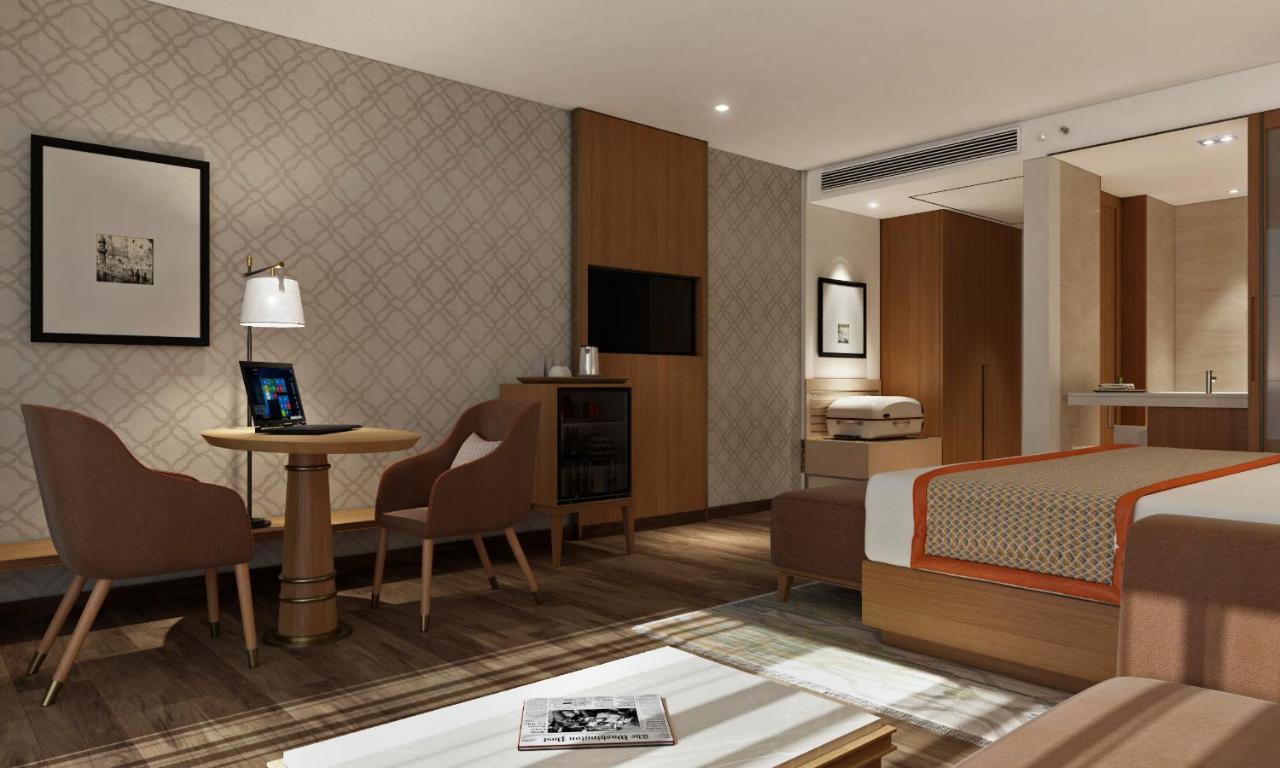 Bellevue Sarovar Premiere Junagadh Dış mekan fotoğraf