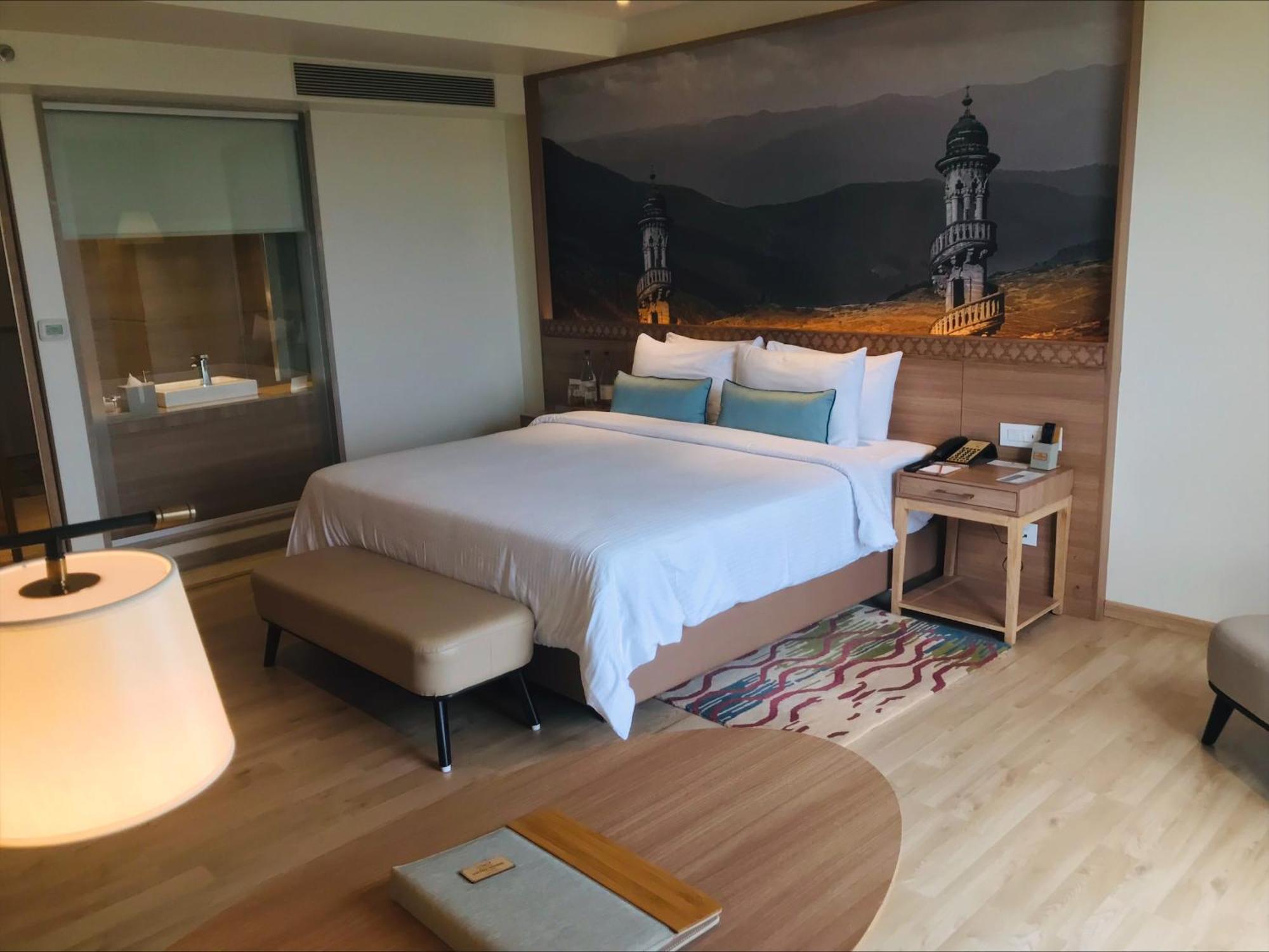 Bellevue Sarovar Premiere Junagadh Dış mekan fotoğraf